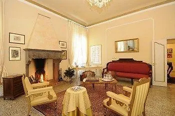 ベッド・アンド・ブレックファスト Relais San Lorenzo ルッカ